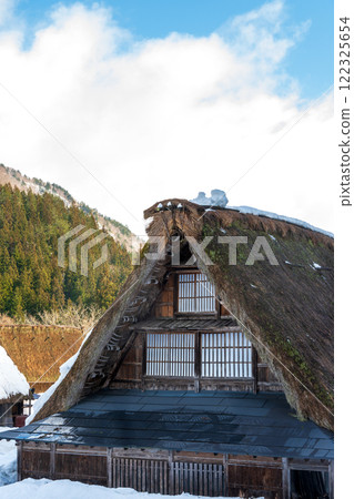 富山縣五箎山菅沼合掌造村，冬天 122325654