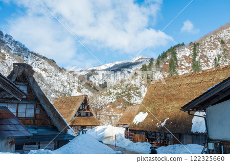 富山縣五箎山菅沼合掌造村,冬天 富山縣五箎山菅沼合掌造村,冬天 122325660