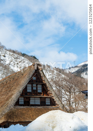 Toyama Prefecture, Gokayama Suganuma Gassho-style Village, Winter 122325664