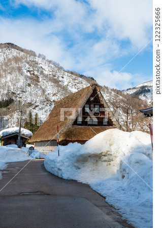 Toyama Prefecture, Gokayama Suganuma Gassho-style Village, Winter Toyama Prefecture, Gokayama Suganuma Gassho-style Village, Winter 122325666