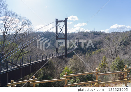 Katano Suspension Bridge (Hoshida Park) Katano Suspension Bridge (Hoshida Park) 122325995
