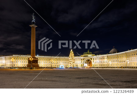 New Year's Petersburg. Christmas tree on Palace Square against the backdrop of the Winter Palace Hermitage in St. Petersburg on a winter night. 122326489