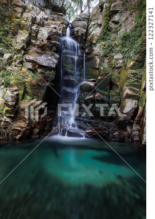 A beautiful sight in a tranquil space with the power of rugged rock faces! Todoroki Falls, Tono, Satsuma Town A beautiful sight in a tranquil space with the power of rugged rock faces! Todoroki Falls, Tono, Satsuma Town 122327141