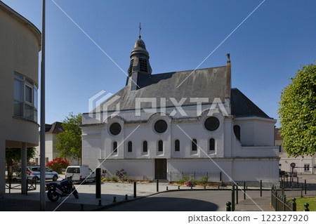 The Chapel of Saint-Louis in Compiegne 122327920