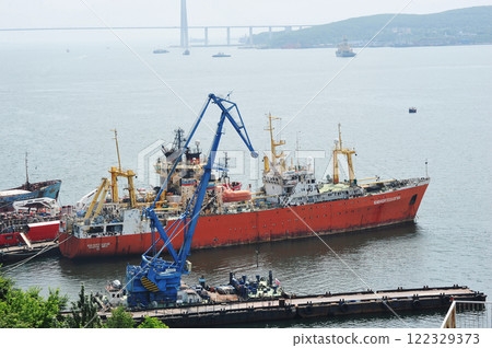 ships in the sea bay of Vladivostok ships in the sea bay of Vladivostok 122329373