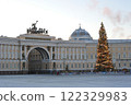 Christmas tree on Palace Square in the morning in St. Petersburg 122329983