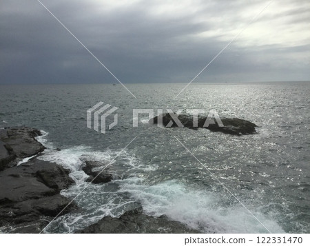 Kamakura & Enoshima Walking Tour 2023 Edition Sagami Bay seen from Iwayabashi Bridge 122331470