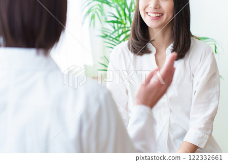 A woman who sees a doctor A woman who sees a doctor 122332661