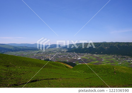 View of the Aso caldera from the outer rim 122336590