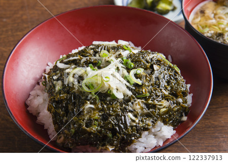 美味的梅卡布碗 美味的梅卡布碗 122337913