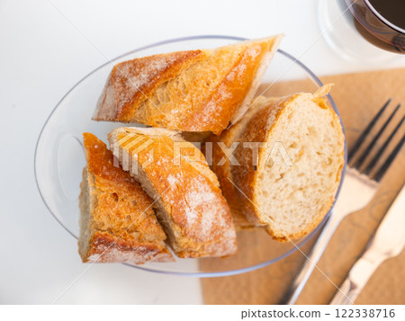Sliced loaves of bread baguette 122338716