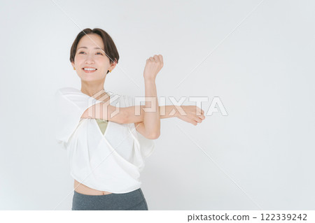 Women stretching Women stretching 122339242