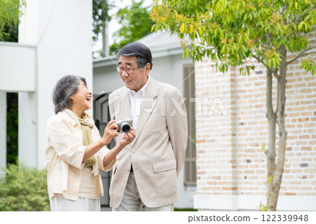 年長夫婦，附相機的前輩 122339948