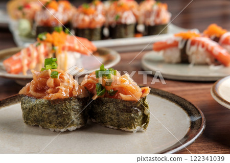 Chopped jellyfish Gunkan Maki with Sushi Set Including Nigiri and Maki Chopped jellyfish Gunkan Maki with Sushi Set Including Nigiri and Maki 122341039