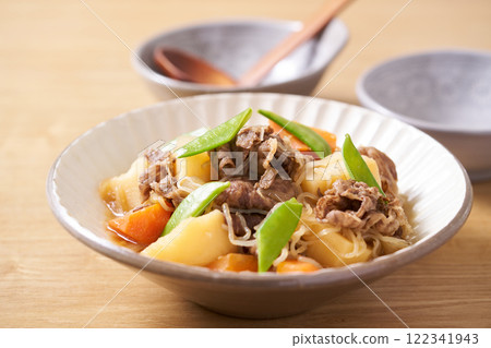 Basic Nikujaga (Beef and potatoes) 122341943