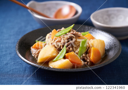 Basic Nikujaga (Beef and potatoes) 122341960