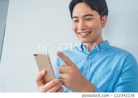 Smartphone tinkering 122342136