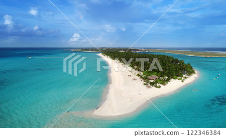beach with water bungalows at Maldives 122346384