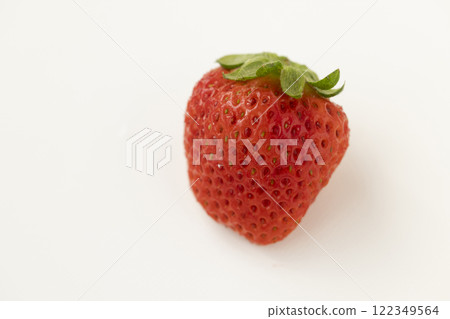 草莓甜甜的酒窩 草莓甜甜的酒窩 122349564