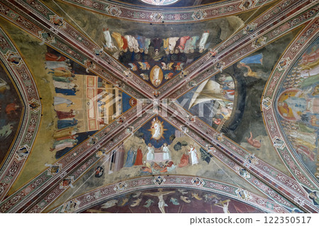 Ceiling fresco by Andrea di Bonaiuto in Spanish Chapel, Santa Maria Novella Principal Dominican church in Florence, Italy Ceiling fresco by Andrea di Bonaiuto in Spanish Chapel, Santa Maria Novella Principal Dominican church in Florence, Italy 122350517