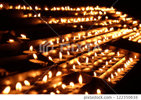 Lit candles on the altar of Our Lady in the Cathedral of the Assumption of Mary in Zagreb, Croatia 122350638