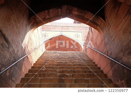Stairs in Humayun's Tomb, built by Hamida Banu Begun in 1565-72, Delhi, India 122350977
