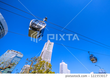 日本橫濱市容 - 砍伐的街道樹木、橫濱空中客艙、橫濱地標塔等景觀= 1月22日 122353017