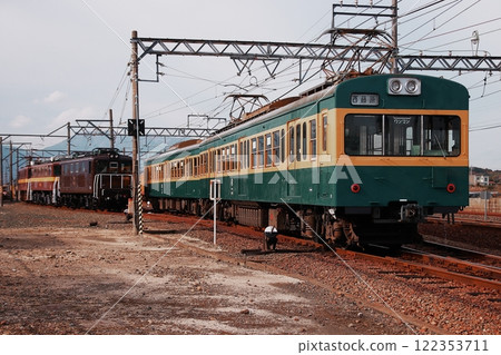 桑義鐵道101系列車（原西武401系）抵達懷舊車站_2024年12月13日拍攝 122353711