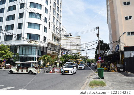 Cityscape of Da Nang city, Vietnam 122354282
