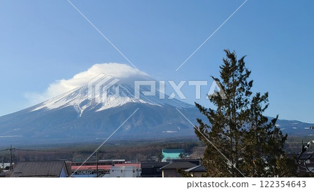 富士和樹木 122354643