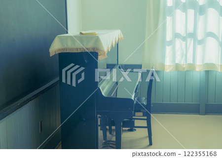 Light and Piano [Agatanomamori Cultural Center] 122355168