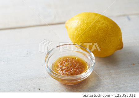 Lemon jam made with cane sugar Image 122355331