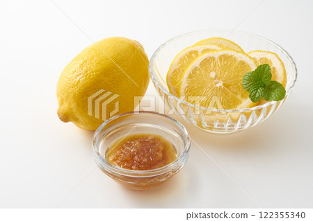 Lemon jam made with cane sugar Image 122355340