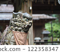 神社內的石獅子像 122358347