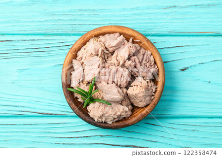 Canned tuna in bowl photography . Top view 122358474