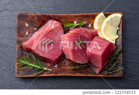 Raw tuna steak ( fillet ) photography . Top view 122358513