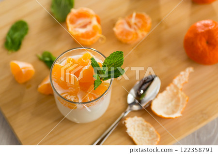 Light breakfast with fruits and mint Light breakfast with fruits and mint 122358791