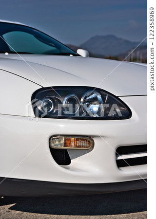 Supra 獨特的車頭燈 Supra 獨特的車頭燈 122358969