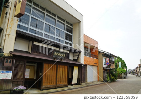 Old houses in the Iwase area of Toyama City 122359059