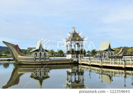 清真寺庭院 122359643