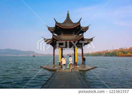 中國浙江省杭州市，世界遺產西湖，集賢閣 122361557