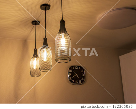 Decorative pedant lights in the modern apartment 122365085