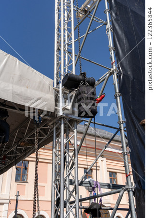 Elements of a prefabricated modular roof structure for a mobile concert stage. Elements of a prefabricated modular roof structure for a mobile concert stage. 122365844