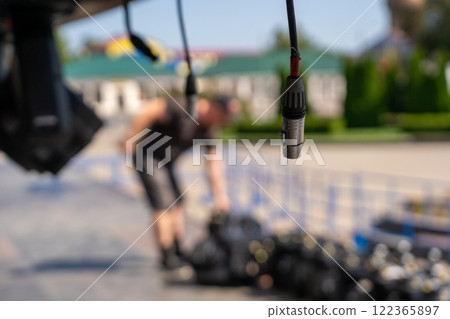 Installation of lighting equipment on a mobile concert stage. Installation of lighting equipment on a mobile concert stage. 122365897