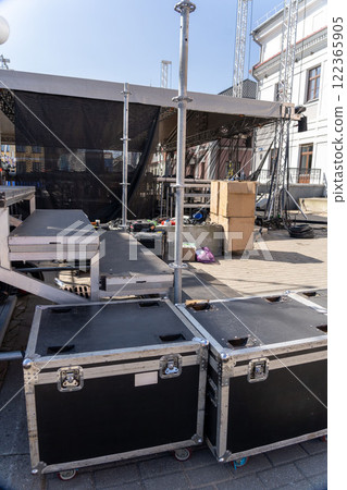 Stage equipment before the concert. Stage equipment before the concert. 122365905
