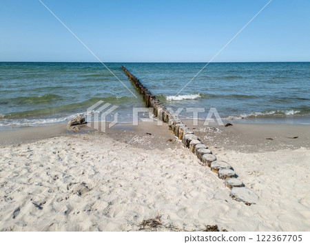 Groyne in Zingst, Darss, Germany Groyne in Zingst, Darss, Germany 122367705