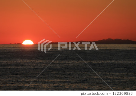 Sunset over the ocean from Cape Daisen, Kochi 122369883