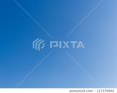 空蕩蕩的冬天天空的漸層 08 122370682