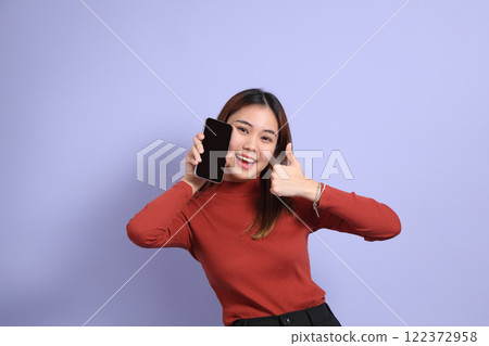 Cute Asian Woman Cute Asian Woman 122372958