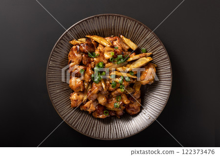 照燒雞肉和牛蒡（雞腿） 122373476